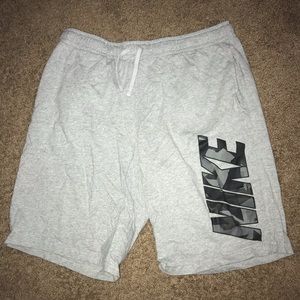 Nike sweat shorts in perfect condition size XL